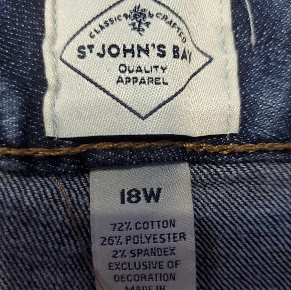 St. John's Bay Women's Straight Leg Denim Jeans 18W Plus - Picture 5 of 6